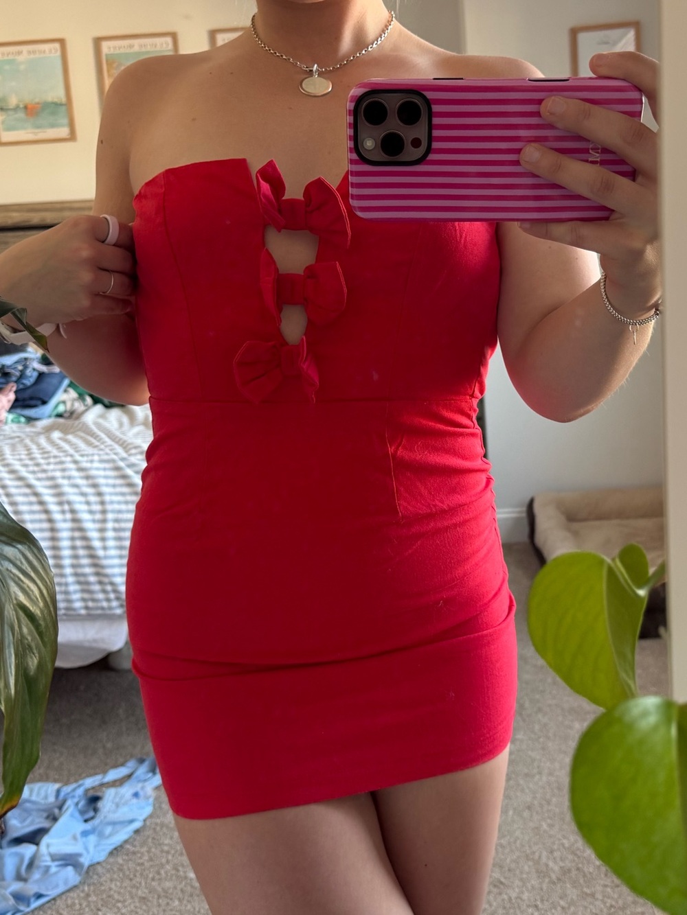 Hello Molly Strapless Red Mini Dress with Front Bow Detail - Picture 4 of 5